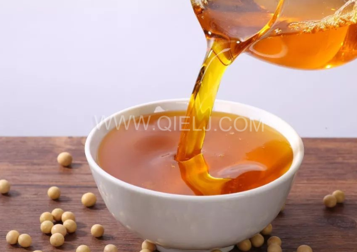 大豆油精煉加工設(shè)備，企鵝優(yōu)化工藝降低生產(chǎn)成本(圖1)